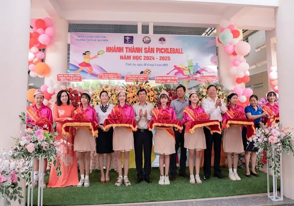 Chúc mừng chương trình Khánh thành Sân Pickleball trường THCS Lê Quý Đôn diễn ra thành công tốt đẹp vào chiều 26/3/2025.