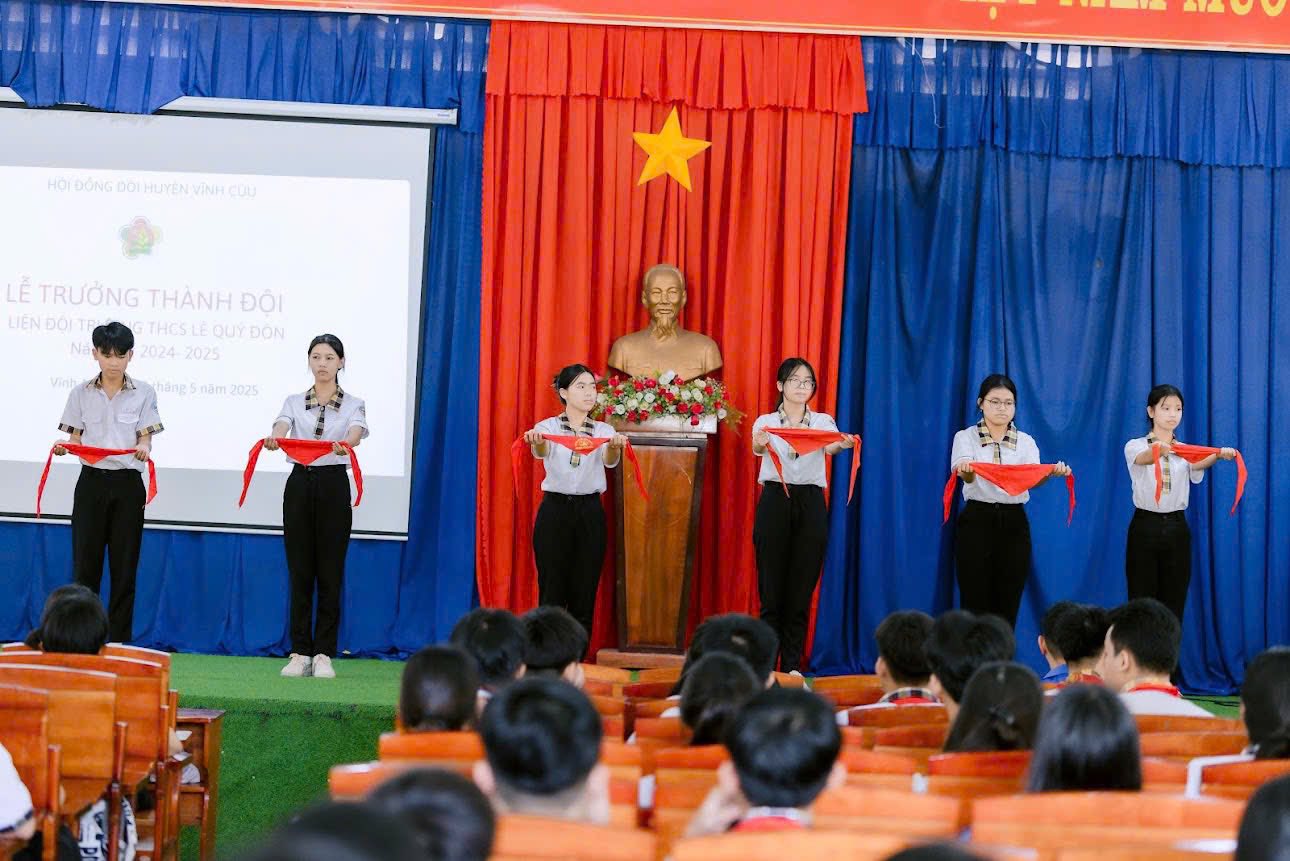 Liên Đội THCS Lê Quý Đôn tổ chức Lễ Trưởng thành Đội