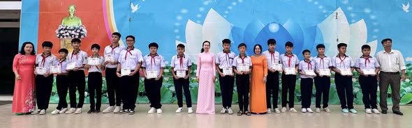 Hội thi Đá bóng mini dành cho Hs trường THCS Lê Quý Đôn chào mừng 20/11/2025.